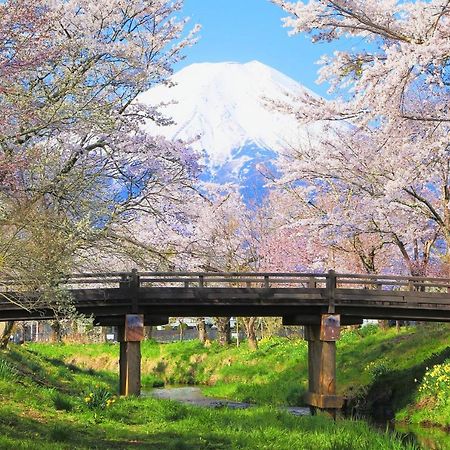 Hatago Sakuraya Яманакако Екстер'єр фото